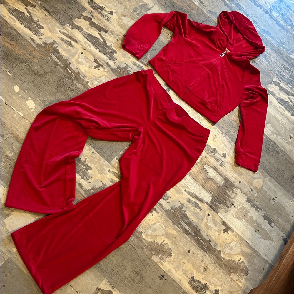 NWT Juicy Couture Tracksuit Set (2piece) Coco Red w “Juicy”Bling Details